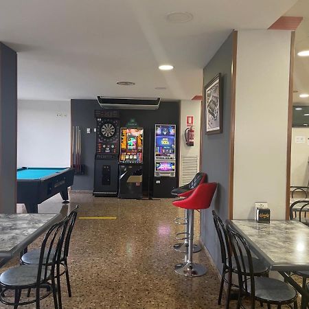 Hotel Reina Isabel Lleida Eksteriør billede